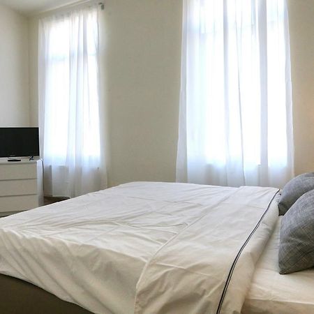 B&B Handelshof Лиер Екстериор снимка